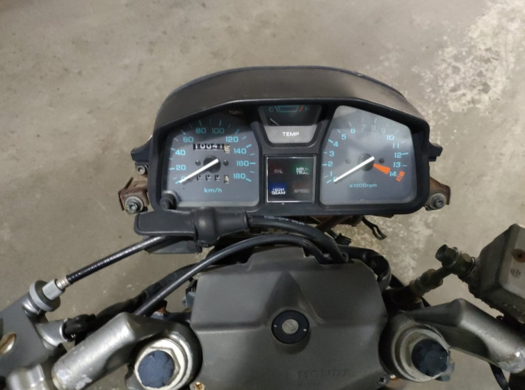 Мотоцикл Honda VTZ250 с пробегом 10041 km