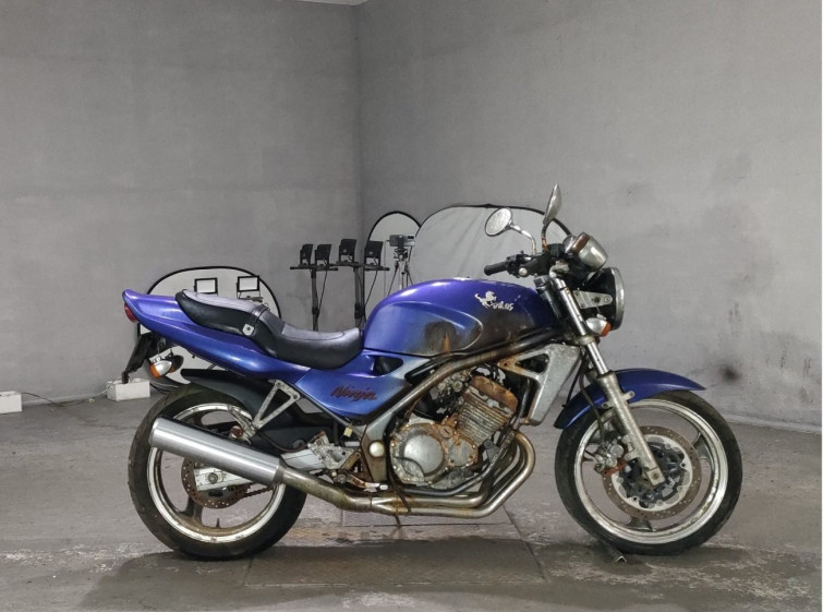Мотоцикл Kawasaki BALIUS ZR250 с пробегом 2813 km