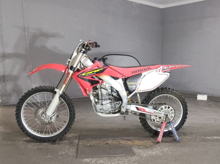 Мотоцикл Honda CRF450R