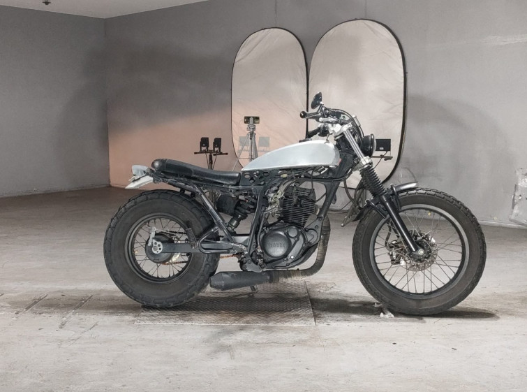 Мотоцикл Yamaha TW200 с пробегом 20929 km