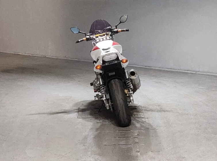 Мотоцикл Honda CB1300SF з пробігом 74620 km
