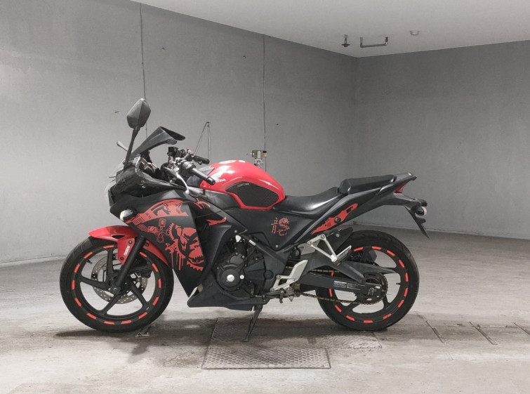 Мотоцикл Honda CBR250R с пробегом 69233 km