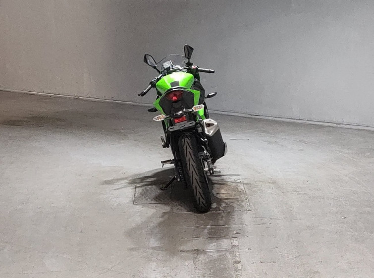 Мотоцикл Kawasaki NINJA250 з пробігом 17397 km