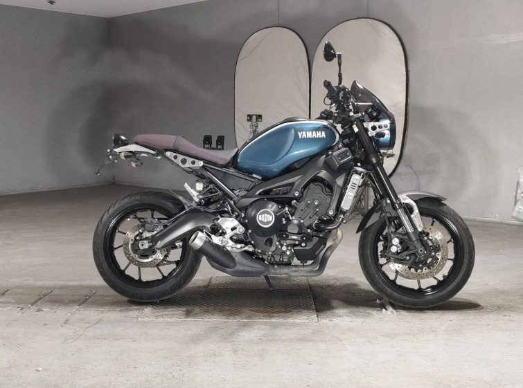 Мотоцикл Yamaha XSR900 с пробегом 15545 km