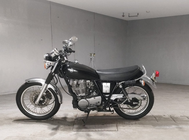 Мотоцикл Yamaha SR400 з пробігом 13879 km
