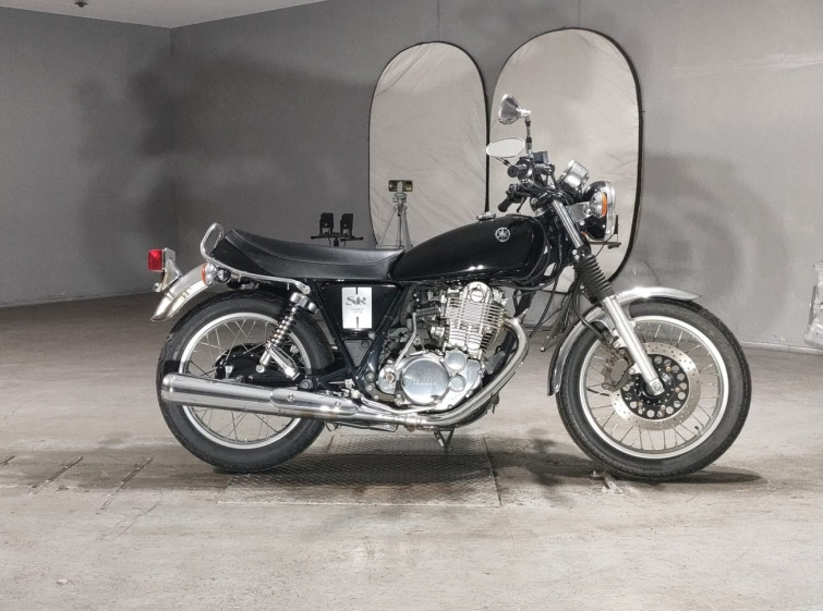Мотоцикл Yamaha SR400 з пробігом 13879 km