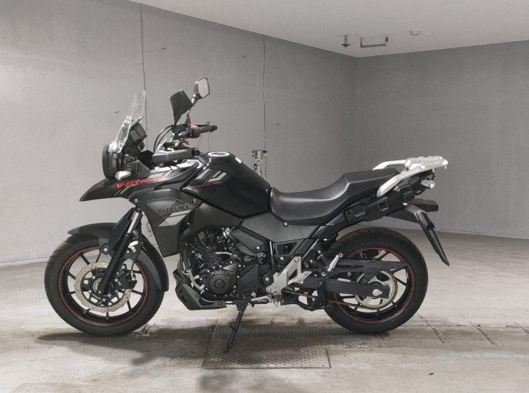 Мотоцикл Suzuki V-STROM DL250 з пробігом 4822 km