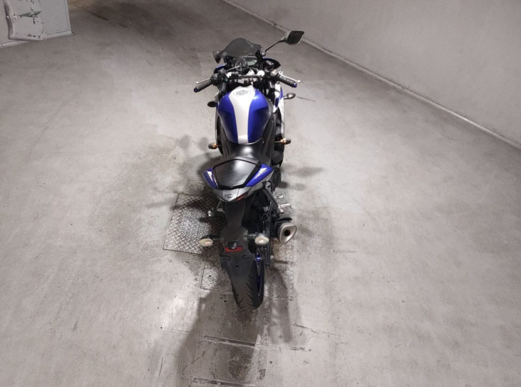 Мотоцикл Yamaha YZF-R25 з пробігом 29035 km