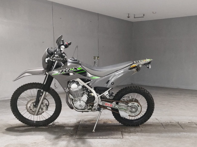 Мотоцикл Kawasaki KLX230S з пробігом 903 km