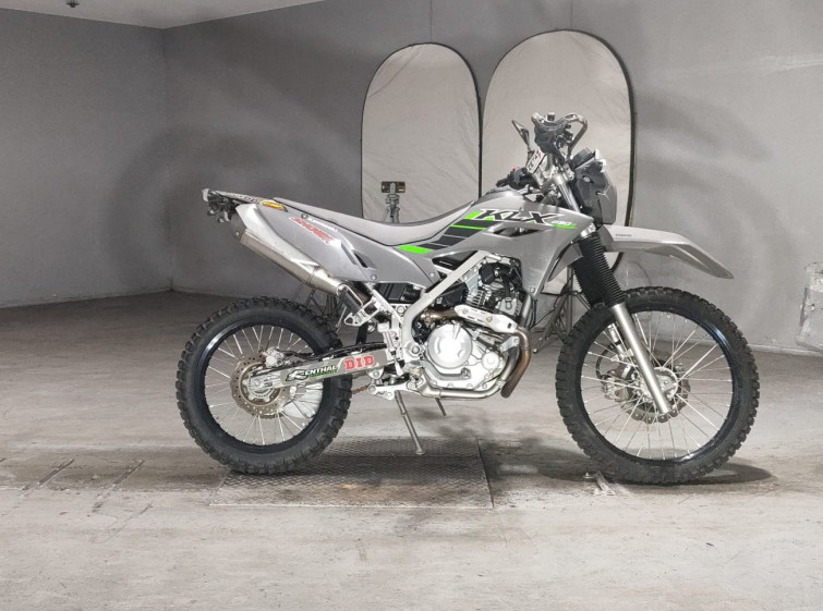 Мотоцикл Kawasaki KLX230S з пробігом 903 km