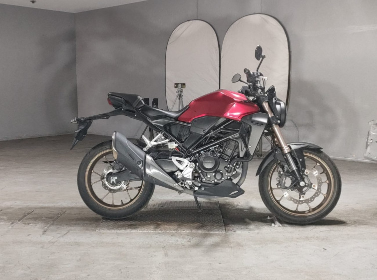 Мотоцикл Honda CB250R с пробегом 6308 km