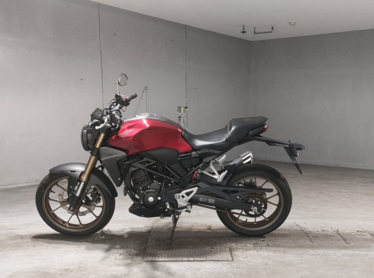 Мотоцикл Honda CB250R с пробегом 6308 km