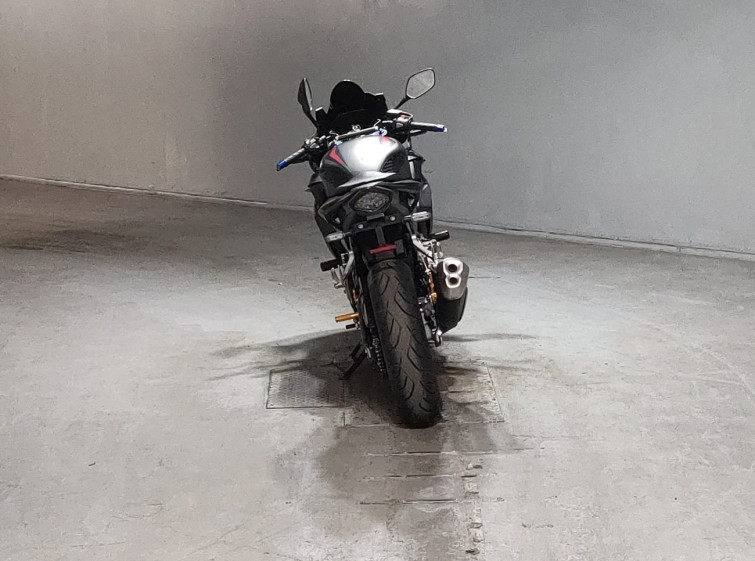 Мотоцикл Honda CBR400R з пробігом 18260 km