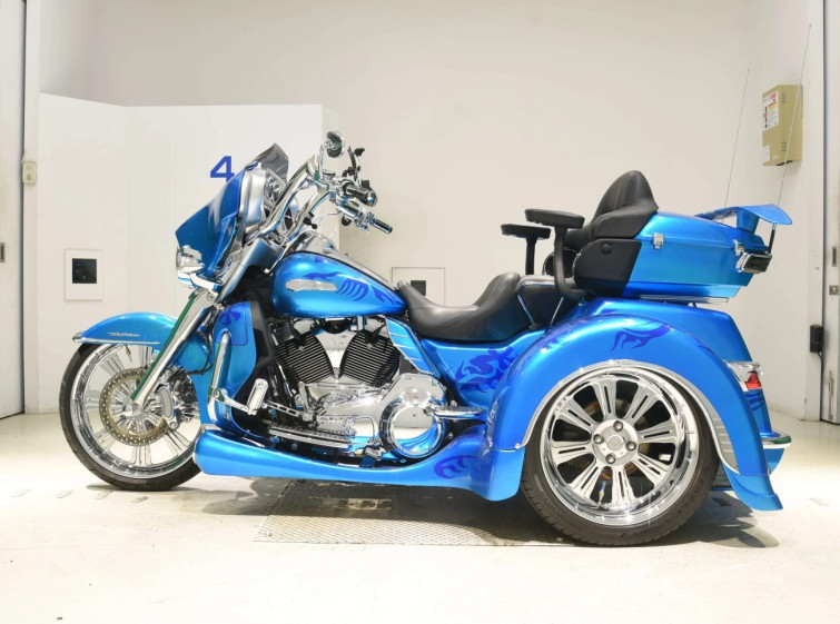 Мотоцикл HD TRI GLIDE ULTRA CLASSIC FLHTCUTG1690 з пробігом 7917 km
