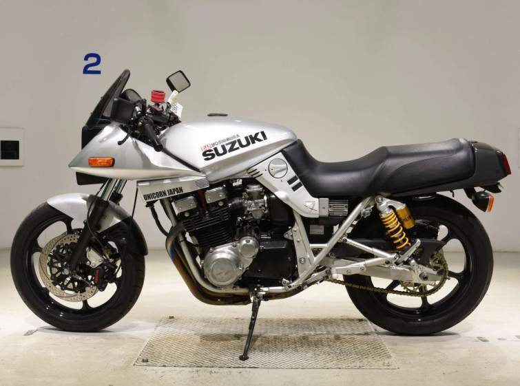 Мотоцикл Suzuki GSX1100S KATANA