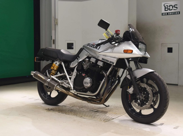 Мотоцикл Suzuki GSX1100S KATANA