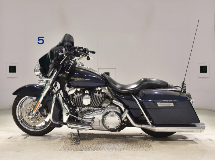 Мотоцикл HD SREET GLIDE FLHX1580 с пробегом 44535 km