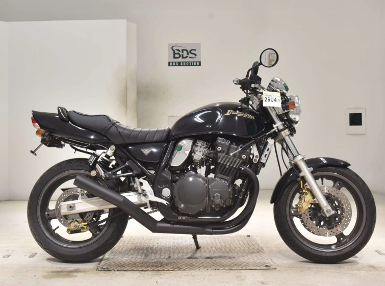 Мотоцикл Suzuki GSX400 INAZUMA с пробегом 15684 km
