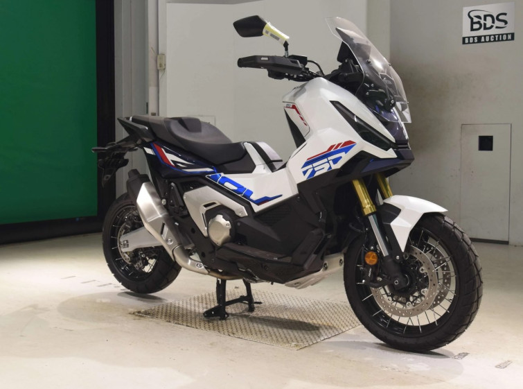 Мотоцикл Honda X-ADV750-2 з пробігом 29 km