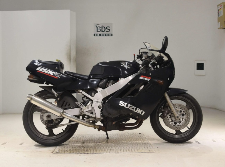 Мотоцикл Suzuki GSX-R400 с пробегом 26887 km