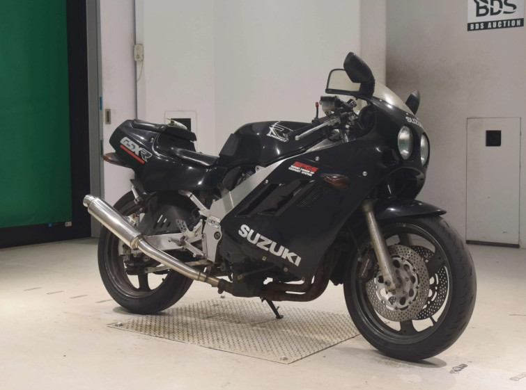 Мотоцикл Suzuki GSX-R400 с пробегом 26887 km