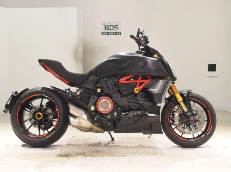 Мотоцикл Ducati DIAVEL 1260S с пробегом 5841 km