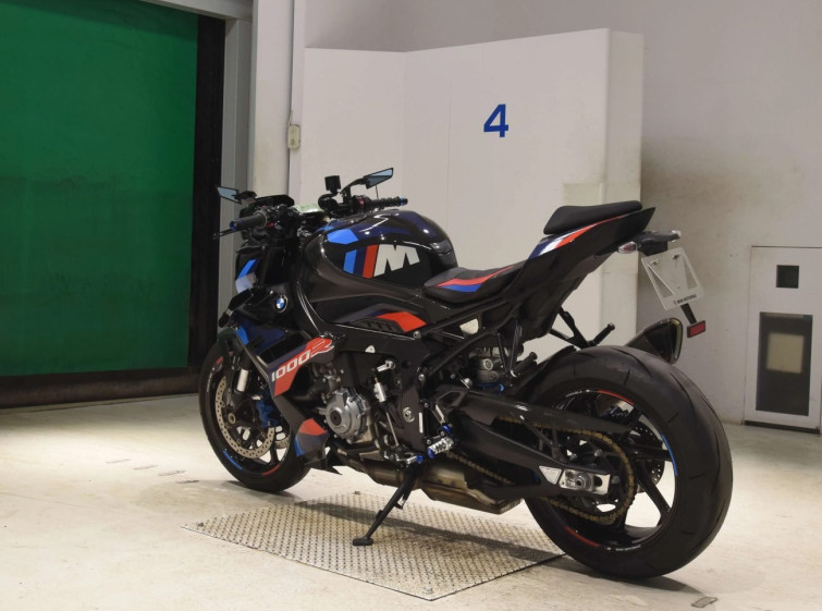 Мотоцикл BMW M1000R с пробегом 8114 km