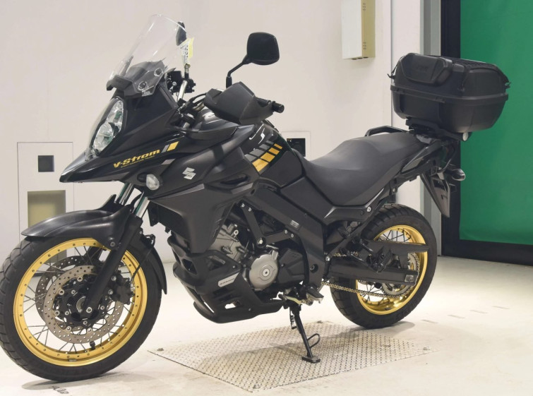 Мотоцикл Suzuki V-STROM DL650XTA з пробігом 38229 km