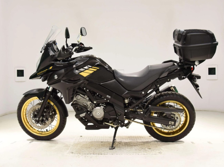 Мотоцикл Suzuki V-STROM DL650XTA з пробігом 38229 km