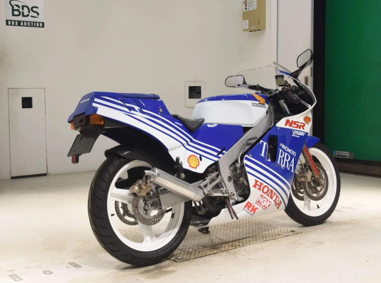 Мотоцикл Honda NSR250R з пробігом 4062 km