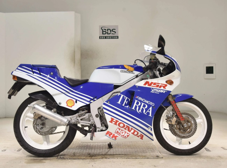 Мотоцикл Honda NSR250R з пробігом 4062 km