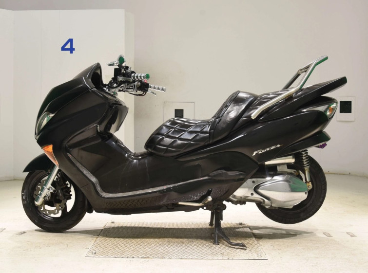 Мотоцикл Honda FORZA Z з пробігом 35418 km