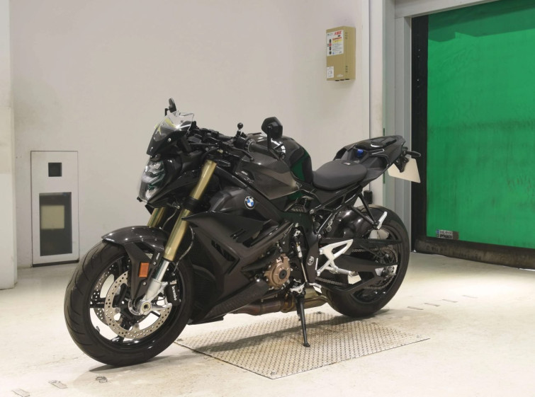 Мотоцикл BMW S1000R з пробігом 2331 km