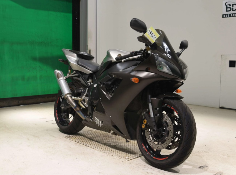 Мотоцикл Yamaha YZF-R1 з пробігом 100836 km