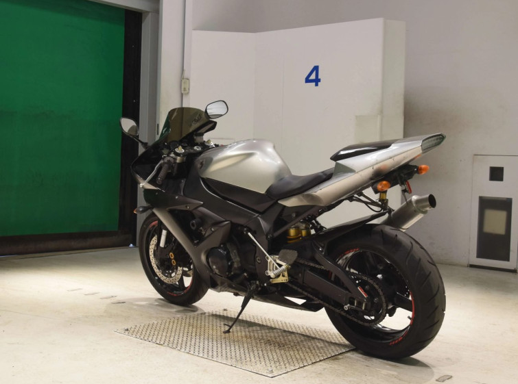Мотоцикл Yamaha YZF-R1 з пробігом 100836 km