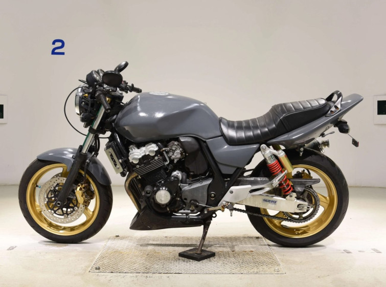 Мотоцикл Honda CB400SFV с пробегом 35012 km