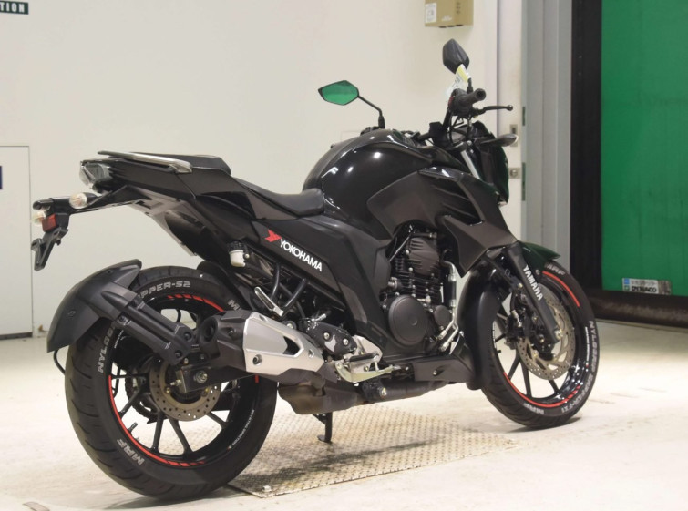 Мотоцикл Yamaha YZF-R25 з пробігом 14899 km