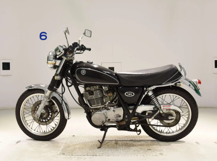 Мотоцикл Yamaha SR400 с пробегом 32109 km
