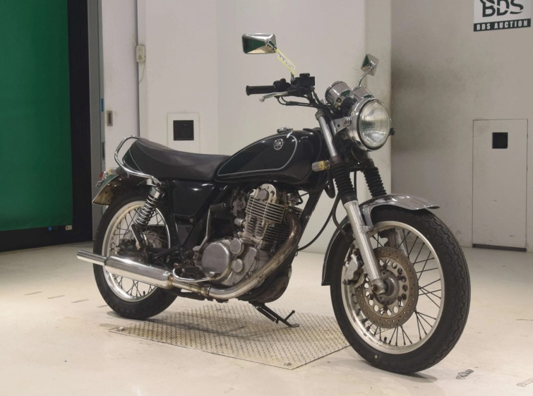 Мотоцикл Yamaha SR400 с пробегом 32109 km