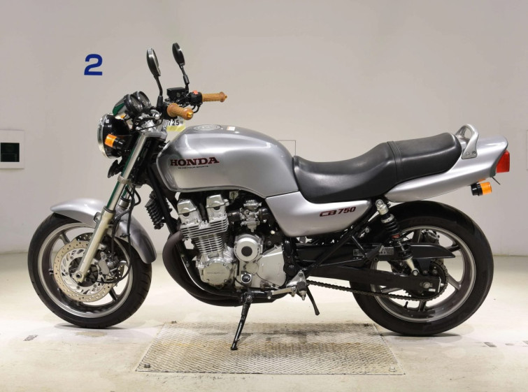 Мотоцикл Honda CB750SF з пробігом 10311 km