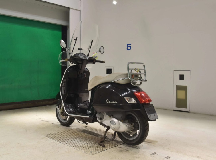 Мотоцикл Vespa GTA250IE з пробігом 7104 km