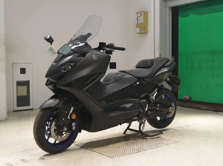 Мотоцикл Yamaha T-MAX560T с пробегом 10755 km