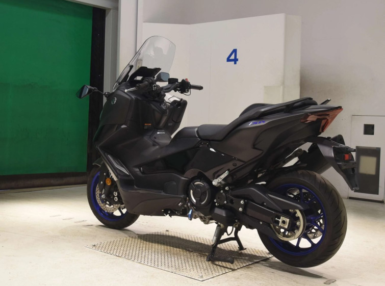 Мотоцикл Yamaha T-MAX560T с пробегом 10755 km