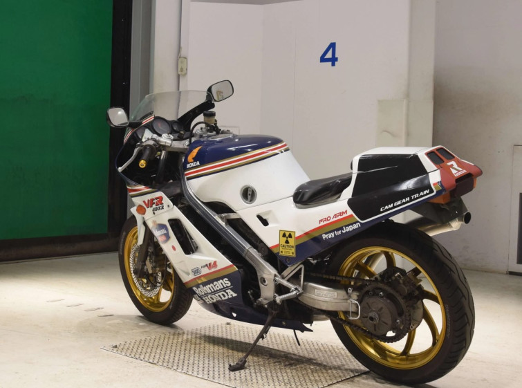 Мотоцикл Honda VFR400R з пробігом 45065 km