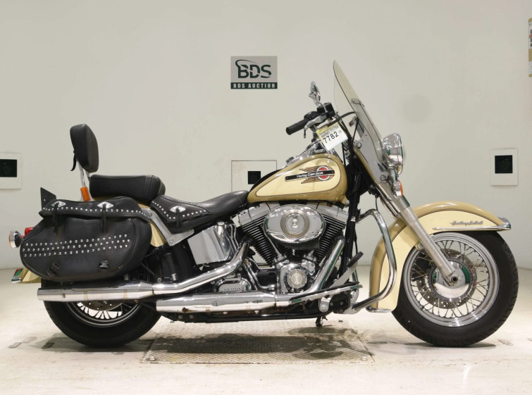 Мотоцикл HD HERITAGE FLSTC1580 с пробегом 20948 km