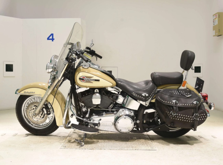 Мотоцикл HD HERITAGE FLSTC1580 с пробегом 20948 km