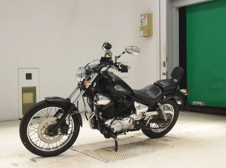 Мотоцикл Yamaha VIRAGO XV250 з пробігом 17641 km
