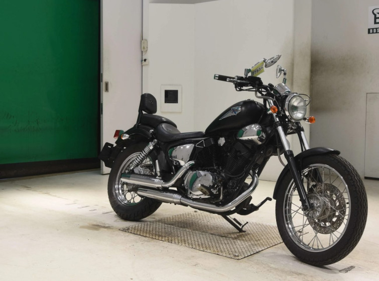 Мотоцикл Yamaha VIRAGO XV250 з пробігом 17641 km