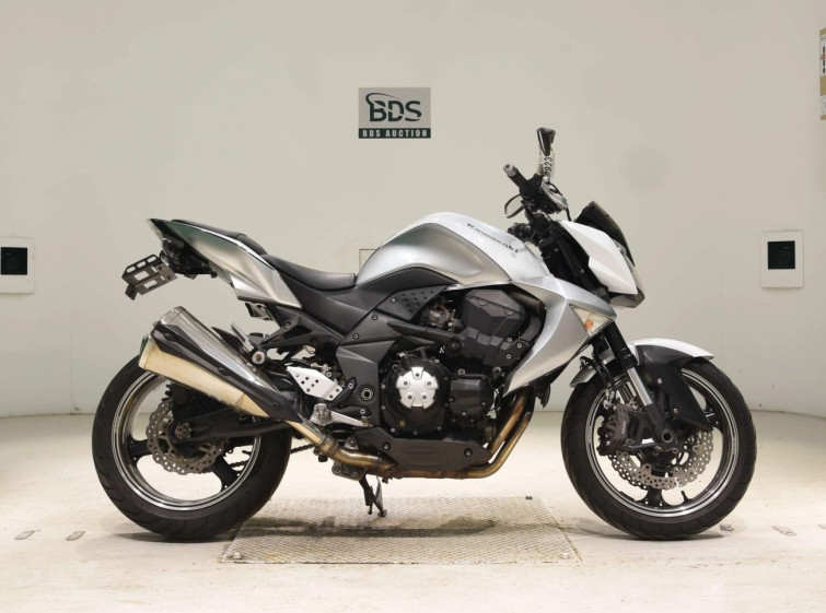 Мотоцикл Kawasaki Z1000 з пробігом 24015 km