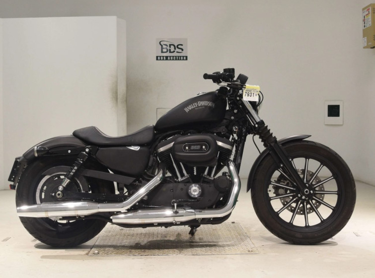 Мотоцикл HD SPORTSTER IRON XL883N с пробегом 1687 km